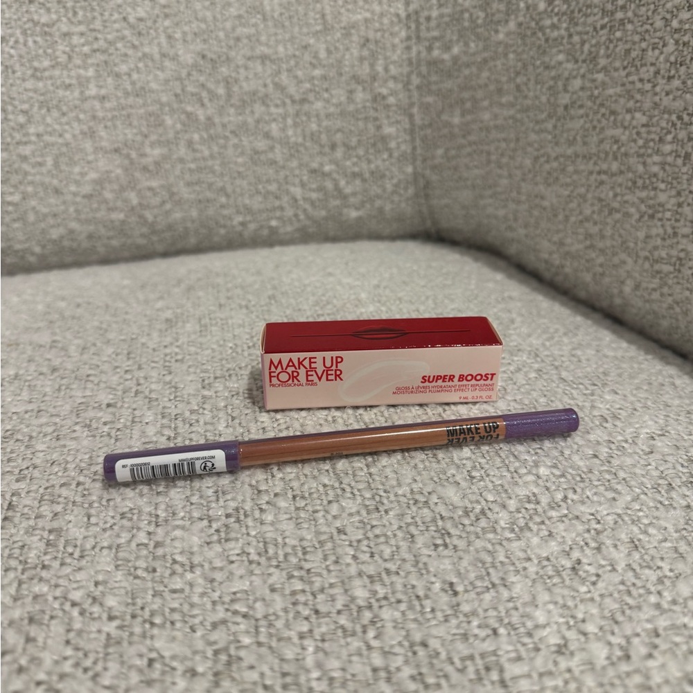 MAKE UP FOR EVER Super Boost Lip Pencil & Moisturizing Plumping Lip Gloss